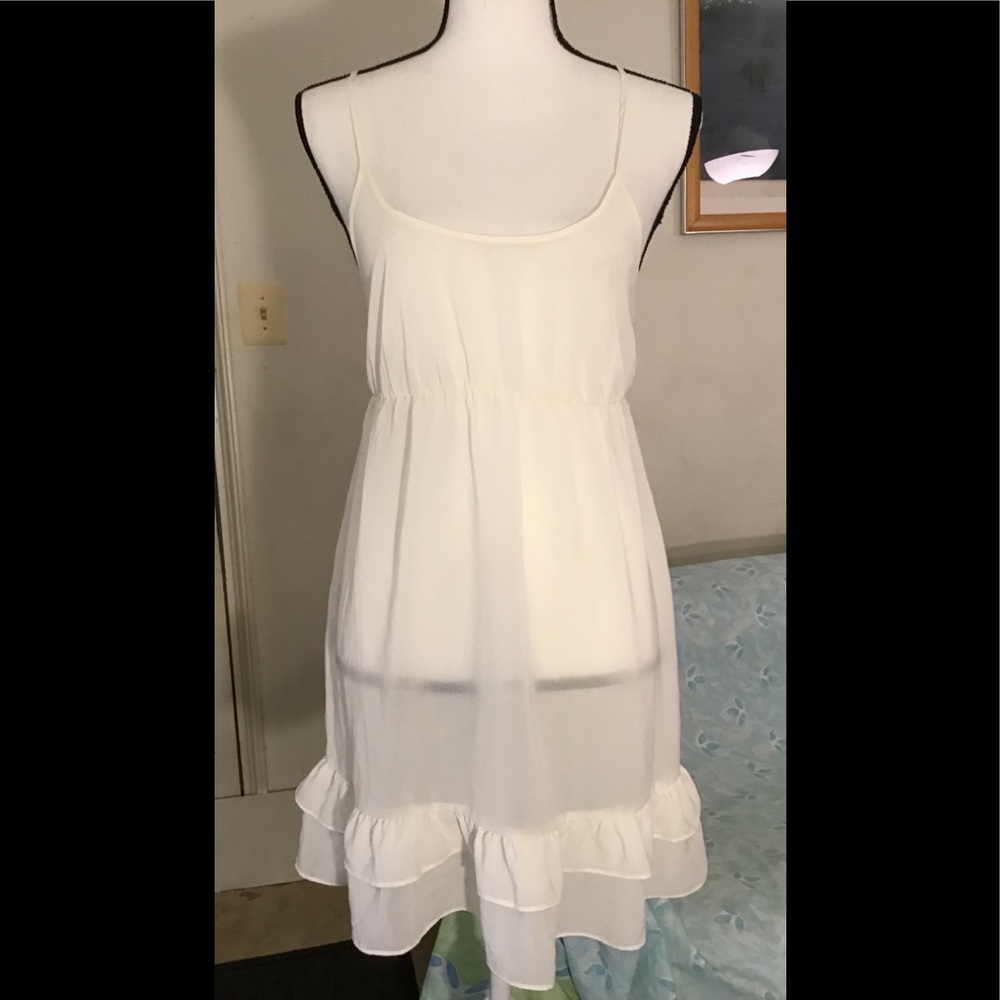 🇦🇷 Susina translucent ivory cover up dress. Size M